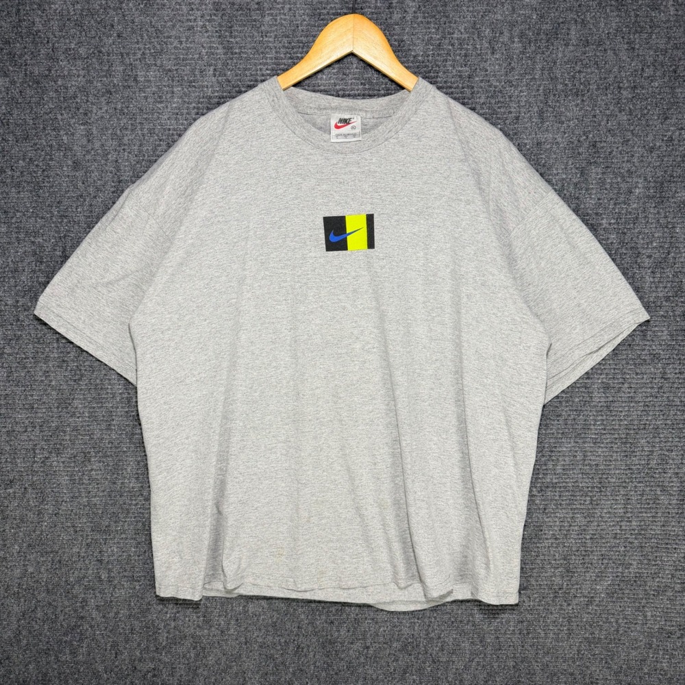 Vintage Nike Graphic T-Shirt Mens XL Gray Short Sleeve Vertical Logo 90s Sport